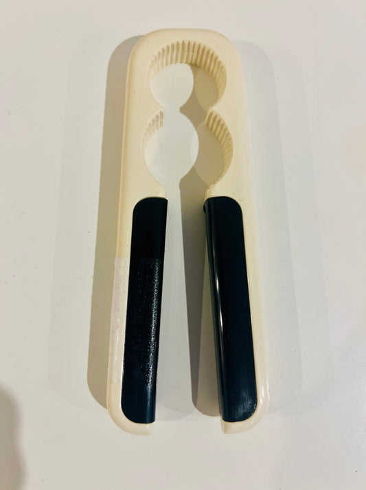 Bottle Opener for Beer Caps Twist Action