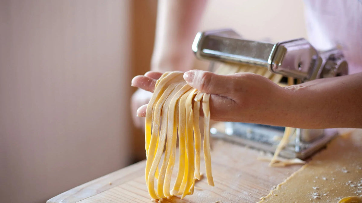 How to Choose a Pasta Machine: A Buyer's Guide