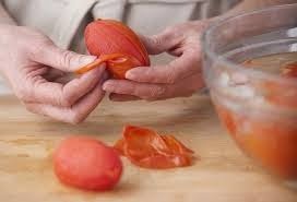 peeled_tomatoes