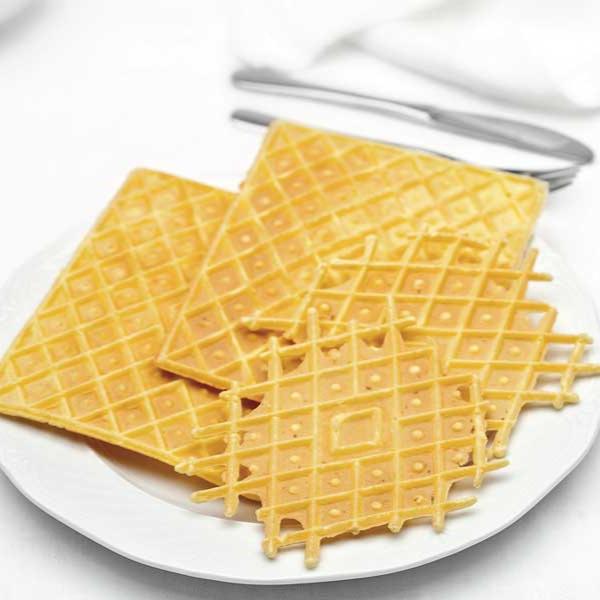 CBE Electric Waffle Pizzelle Maker Diamond w/dots